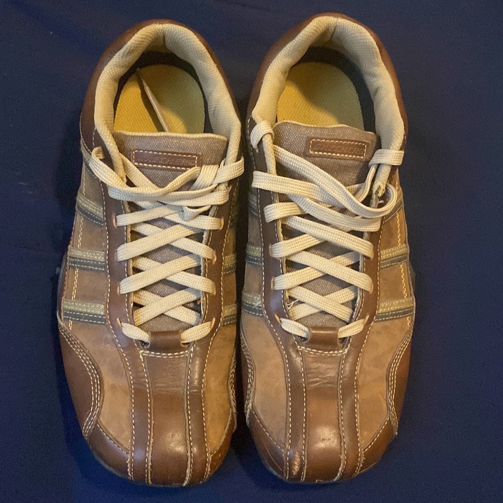 Skechers Leather Upper Balance